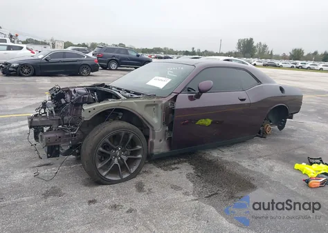 2021 Dodge Challenger Gt z USA, uszkodzony, nr VIN 2C3CDZJG5MH533355